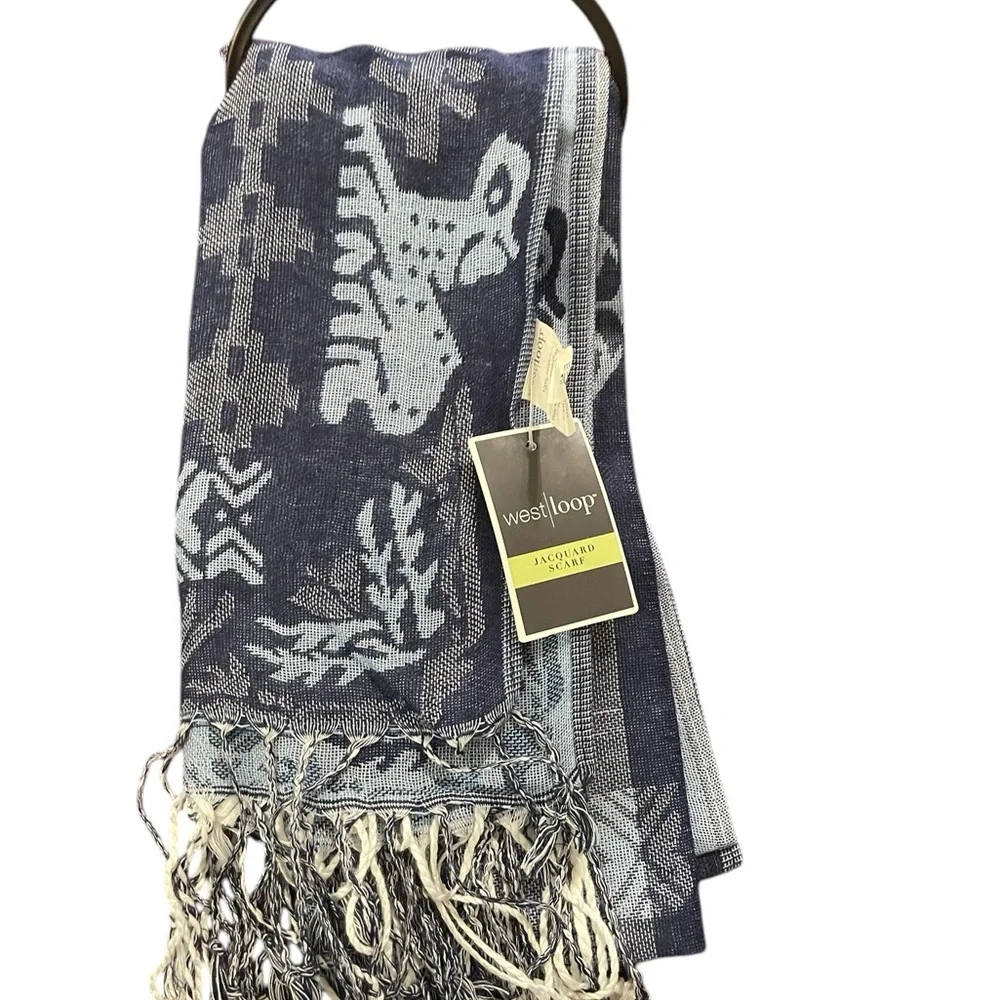 West Loop Jacquard Scarf 100% polyester New with tag 371WG121012520